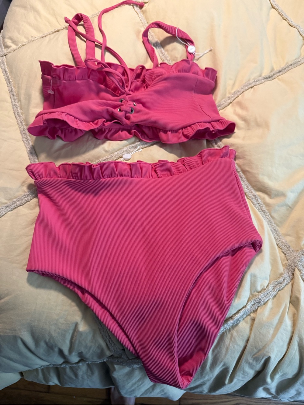 Free people Citrine women high-Waisted 2 pc Ruffle Bikini Set - Pink - Picture 3 of 15